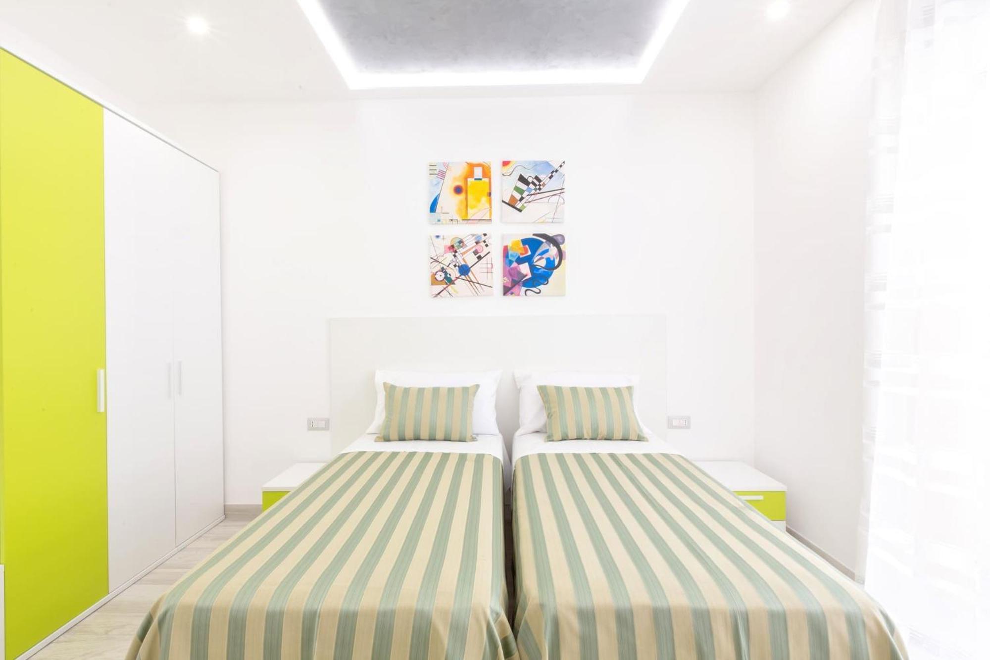 Sorrentovibes - New & Stylish Two Bedroom Apartment With Balconies ภายนอก รูปภาพ