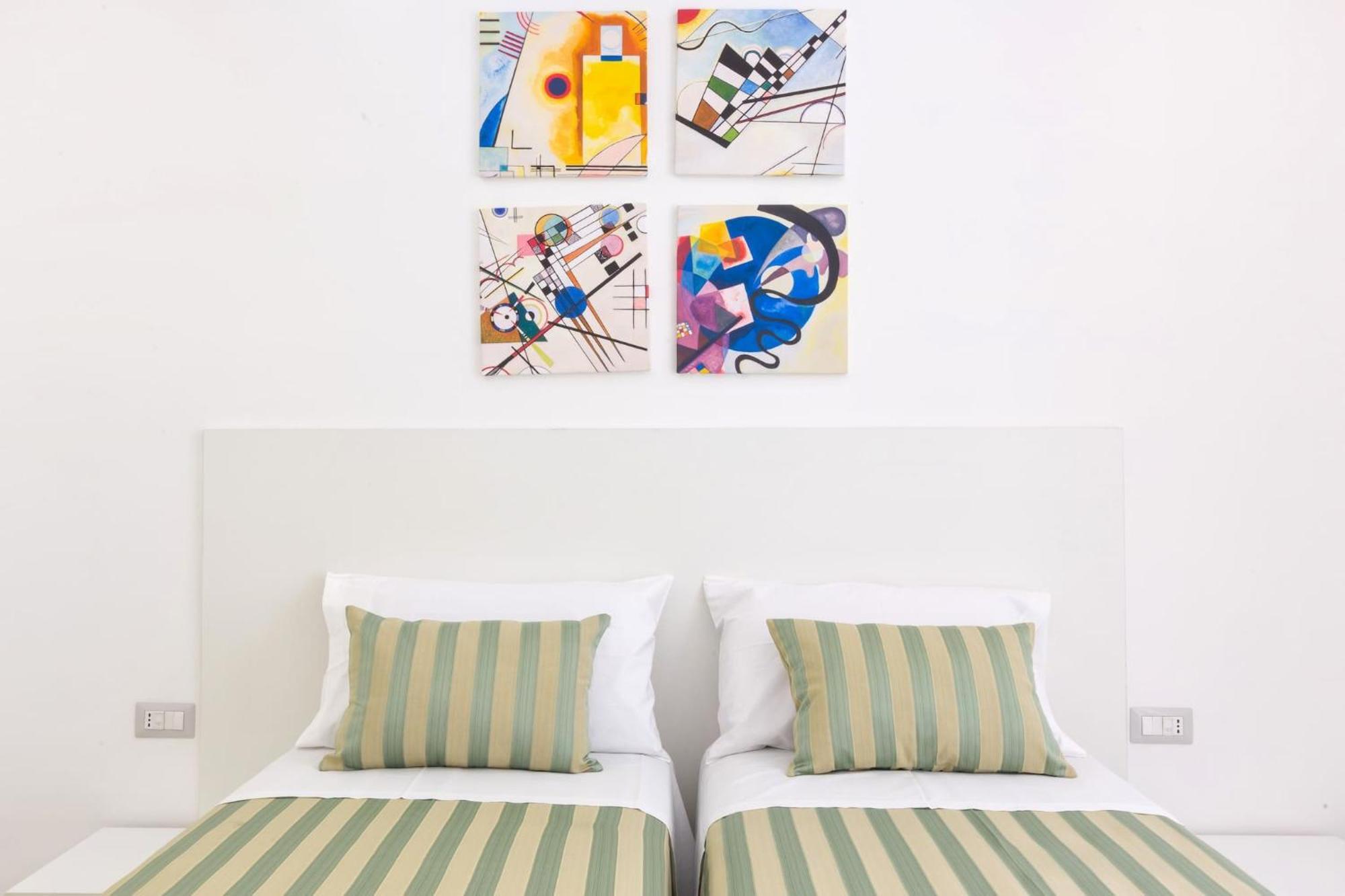 Sorrentovibes - New & Stylish Two Bedroom Apartment With Balconies ภายนอก รูปภาพ