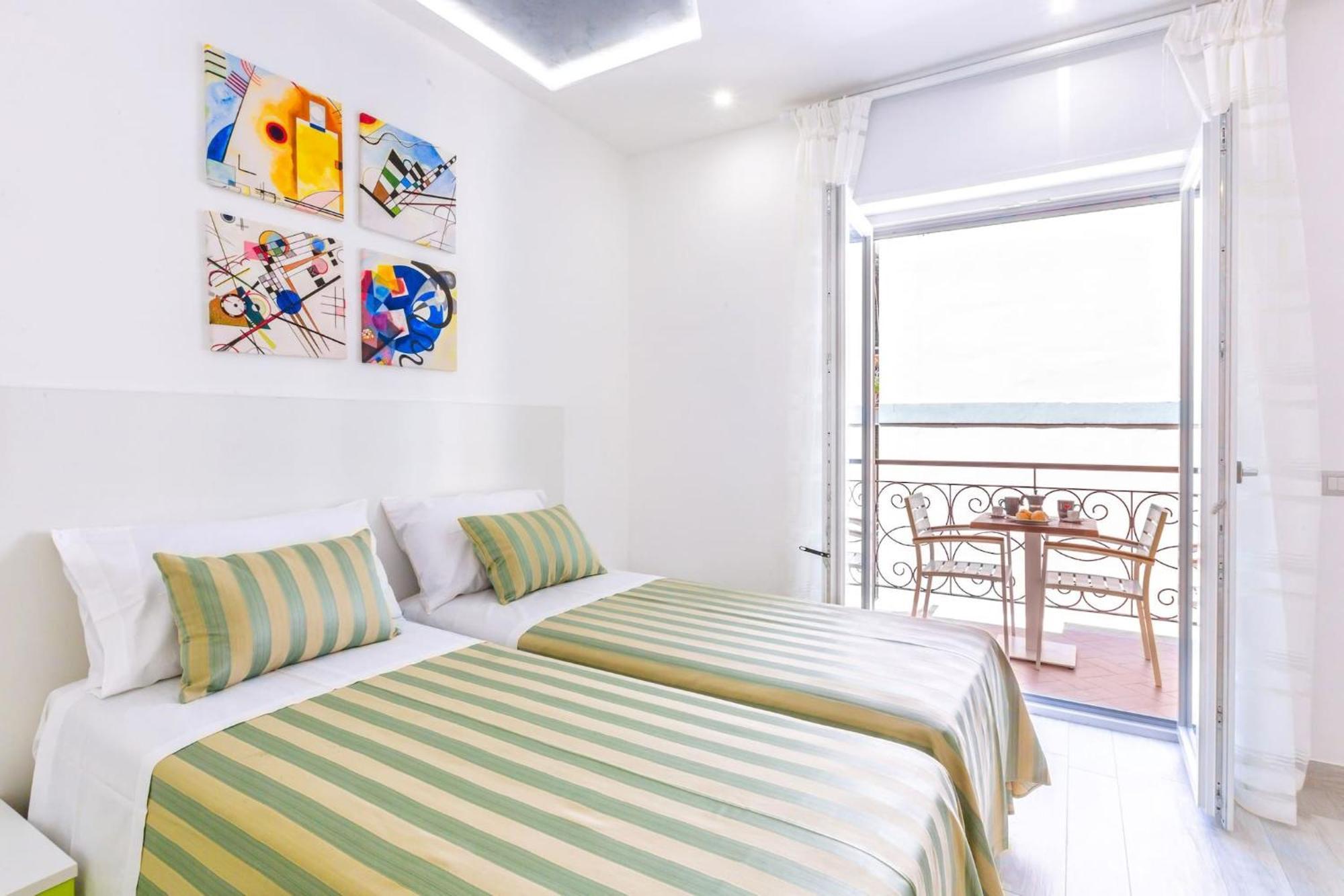 Sorrentovibes - New & Stylish Two Bedroom Apartment With Balconies ภายนอก รูปภาพ