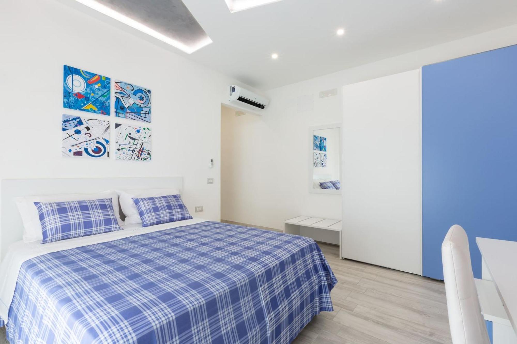 Sorrentovibes - New & Stylish Two Bedroom Apartment With Balconies ภายนอก รูปภาพ