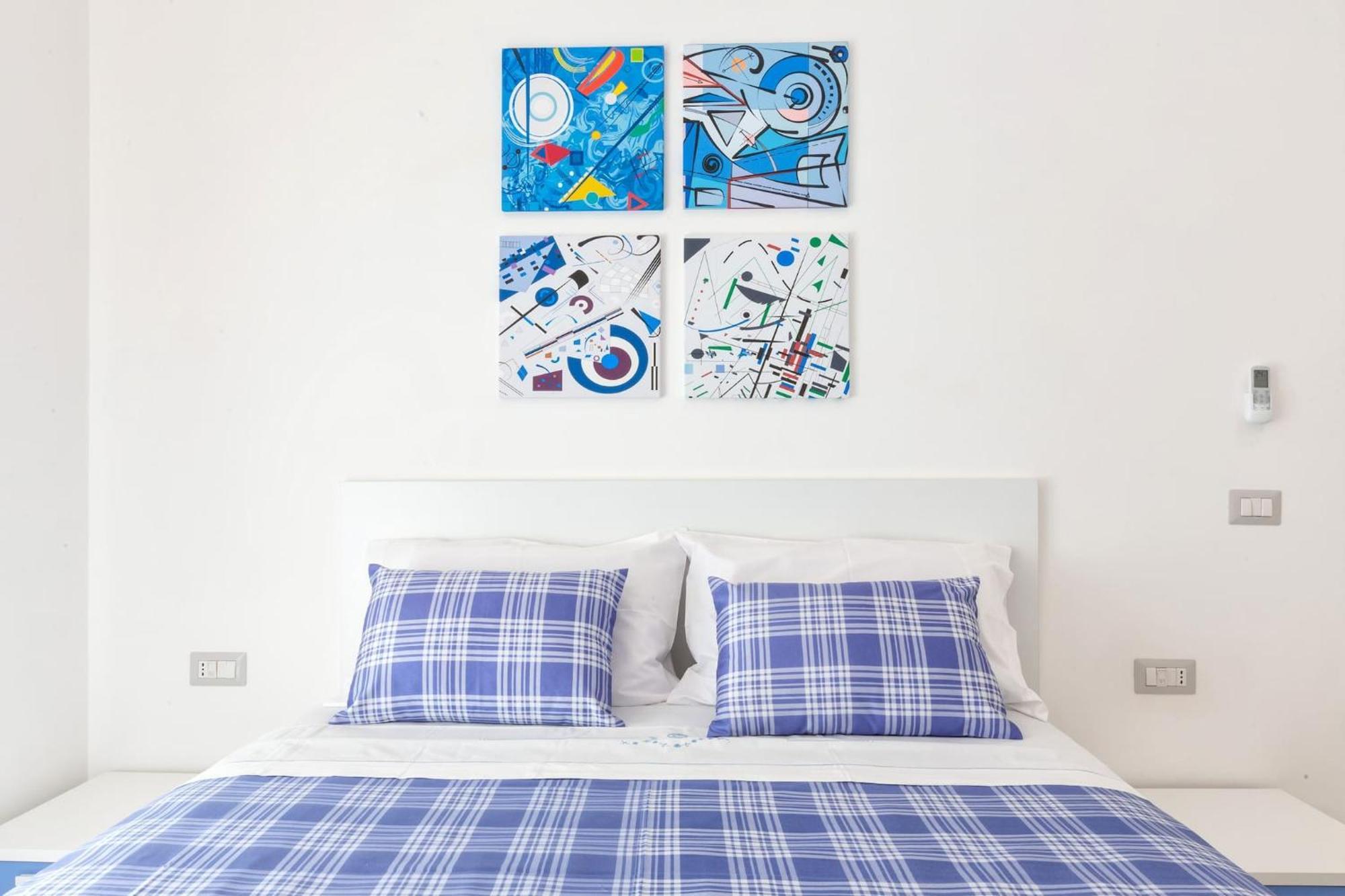 Sorrentovibes - New & Stylish Two Bedroom Apartment With Balconies ภายนอก รูปภาพ