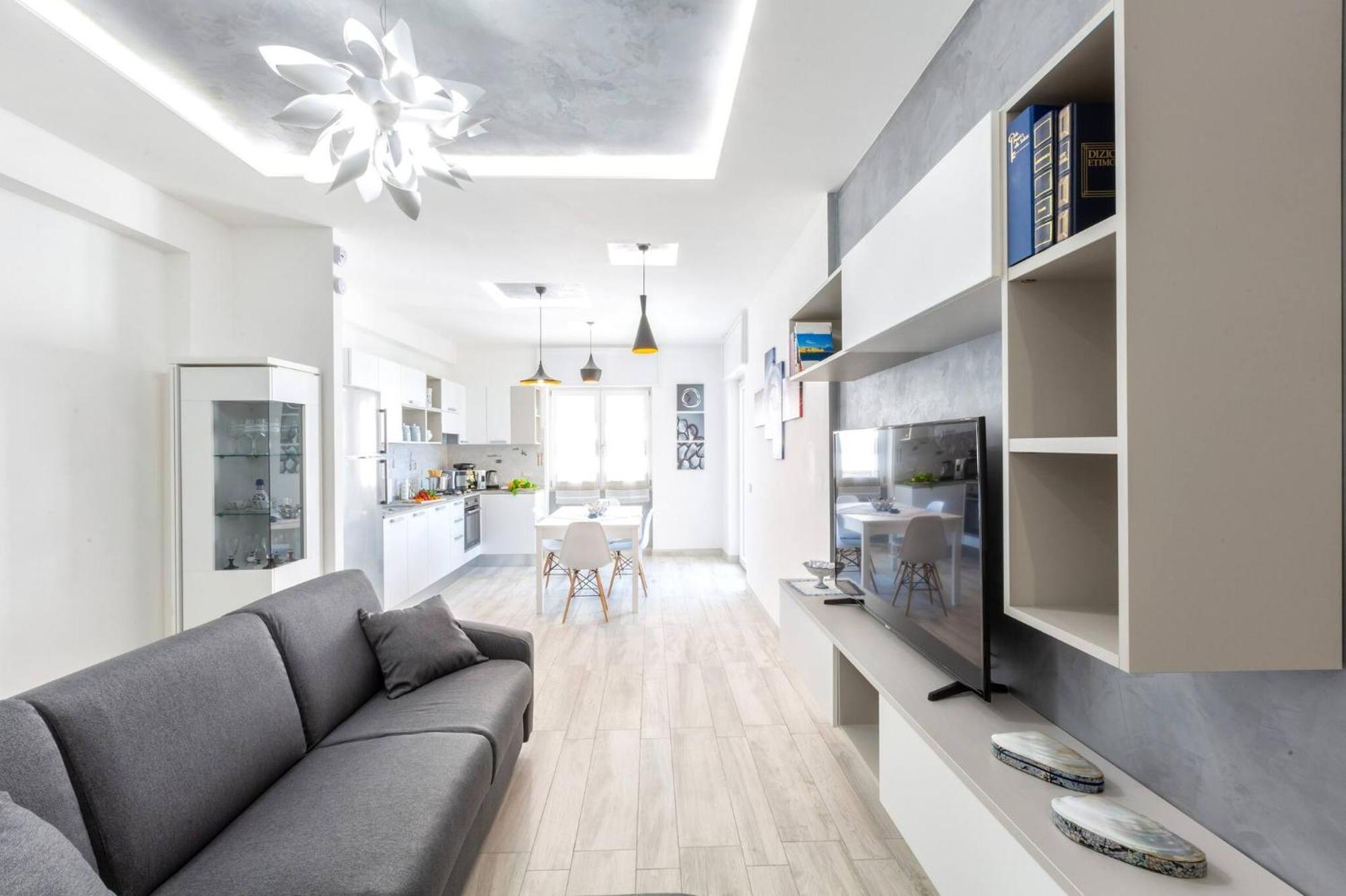 Sorrentovibes - New & Stylish Two Bedroom Apartment With Balconies ภายนอก รูปภาพ